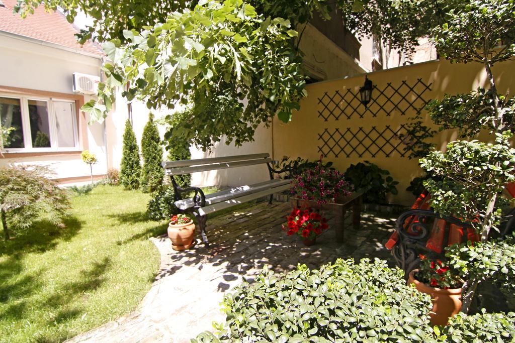 Green And Blue Garden Apartments Belgrad Exterior foto
